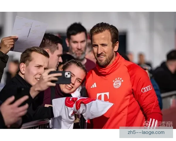 凯恩加盟拜仁首季轰入36球荣膺欧洲金靴辉煌成就